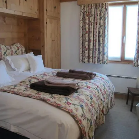 4 Bedrooms Closed To The Centre